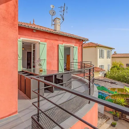 6 Bedroom Lovely In Holiday home *