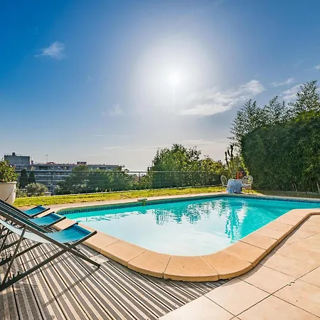6 Bedroom Lovely In Holiday home *