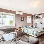 Holiday home Beach Front Home In Saint-Laurent-Du-Var
