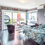 Beach Front Home In Saint-Laurent-Du-Var Saint-Laurent-du-Var