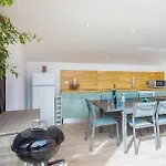 Holiday home Beach Front Home In Saint-Laurent-Du-Var